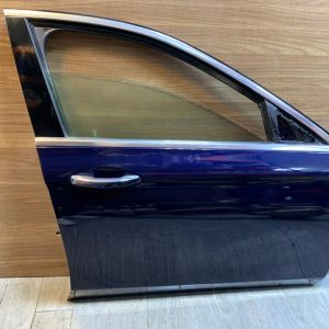 E Class W213 FRONT DOOR R