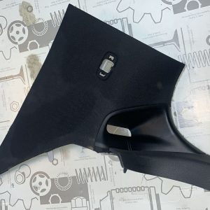 E CLASS W213 TRIM, C-PILLAR